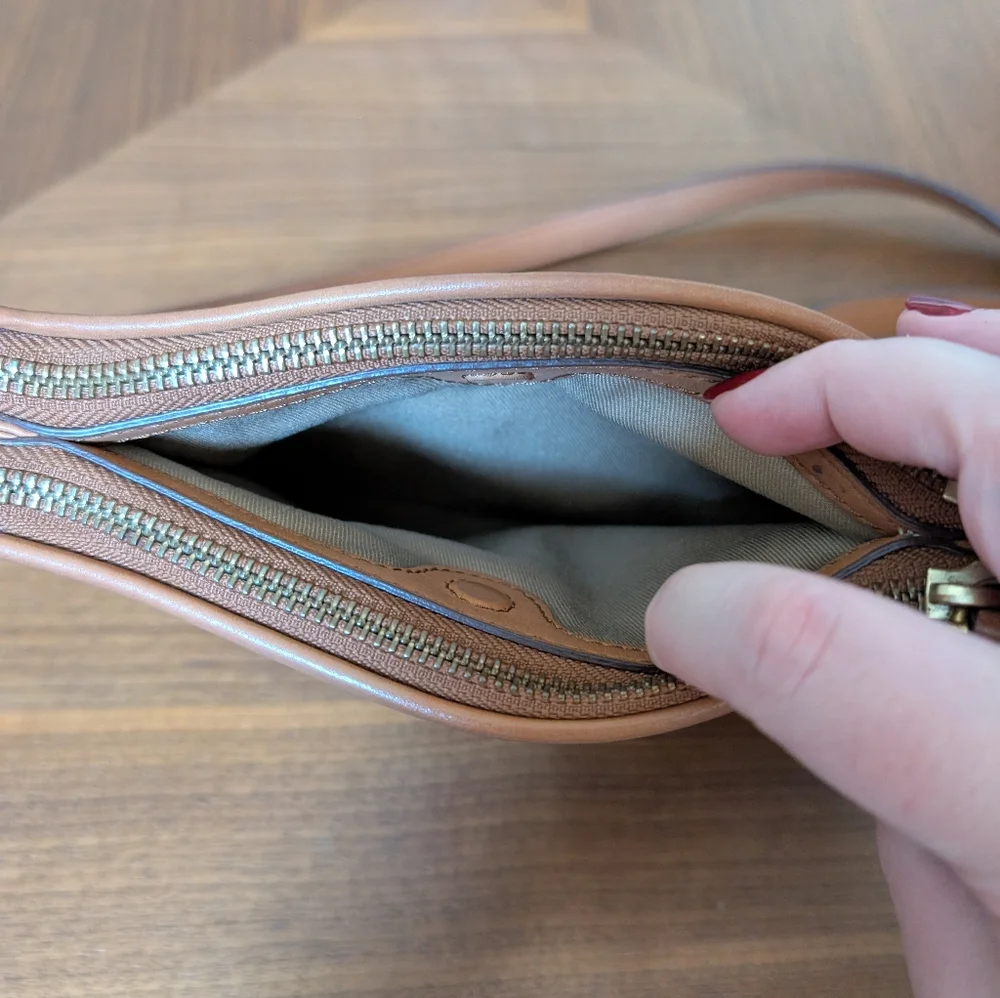 3/$10 Fossil Mini Woven Crossbody in Multi (ZB5818) - Picture 4 of 8